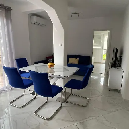 Domagoj Apartamento Omiš